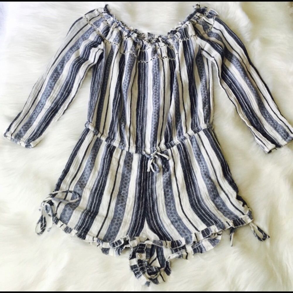 ❌❌ SOLD ❌❌ Roxy Chambray Ivory Stripe Tie Romper